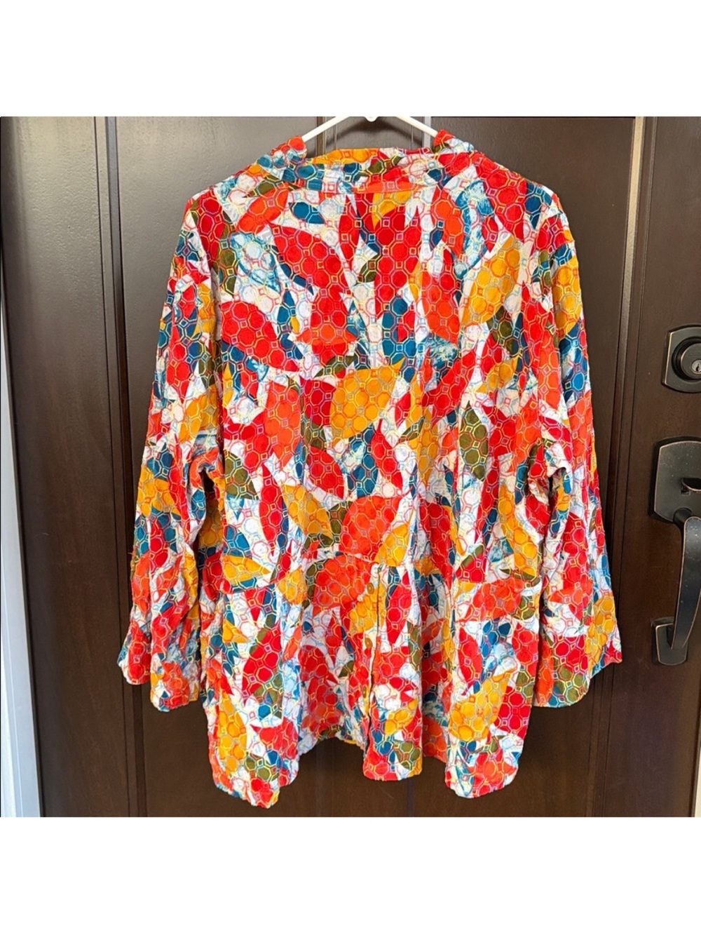 EUC John Mark Embroidered Button
Front Wired Collar Top Size 3X - Picture 10 of 11